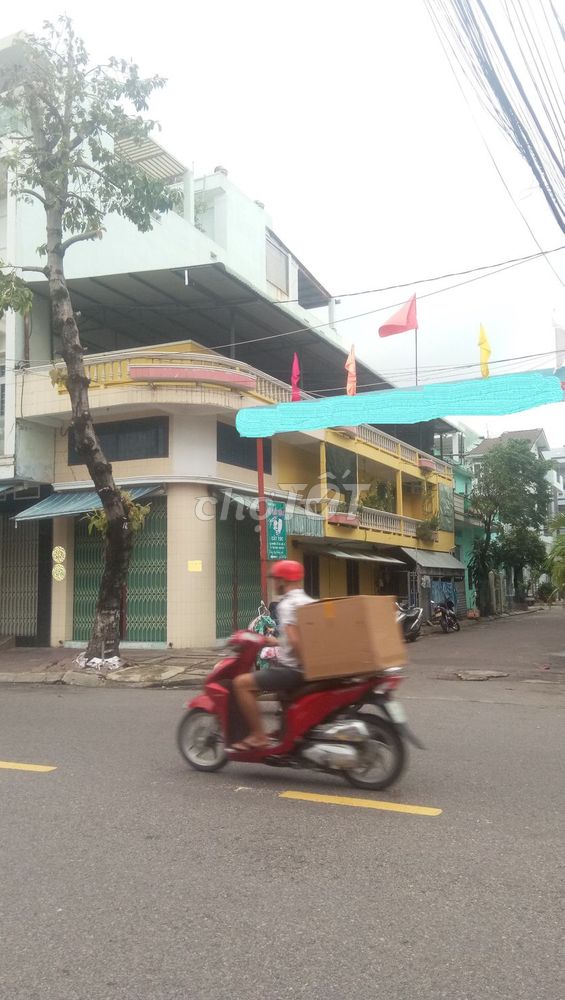 Nhà 2 MT góc ôm cua Nguyễn Thái Học,Q.Nhơn,62.2m2